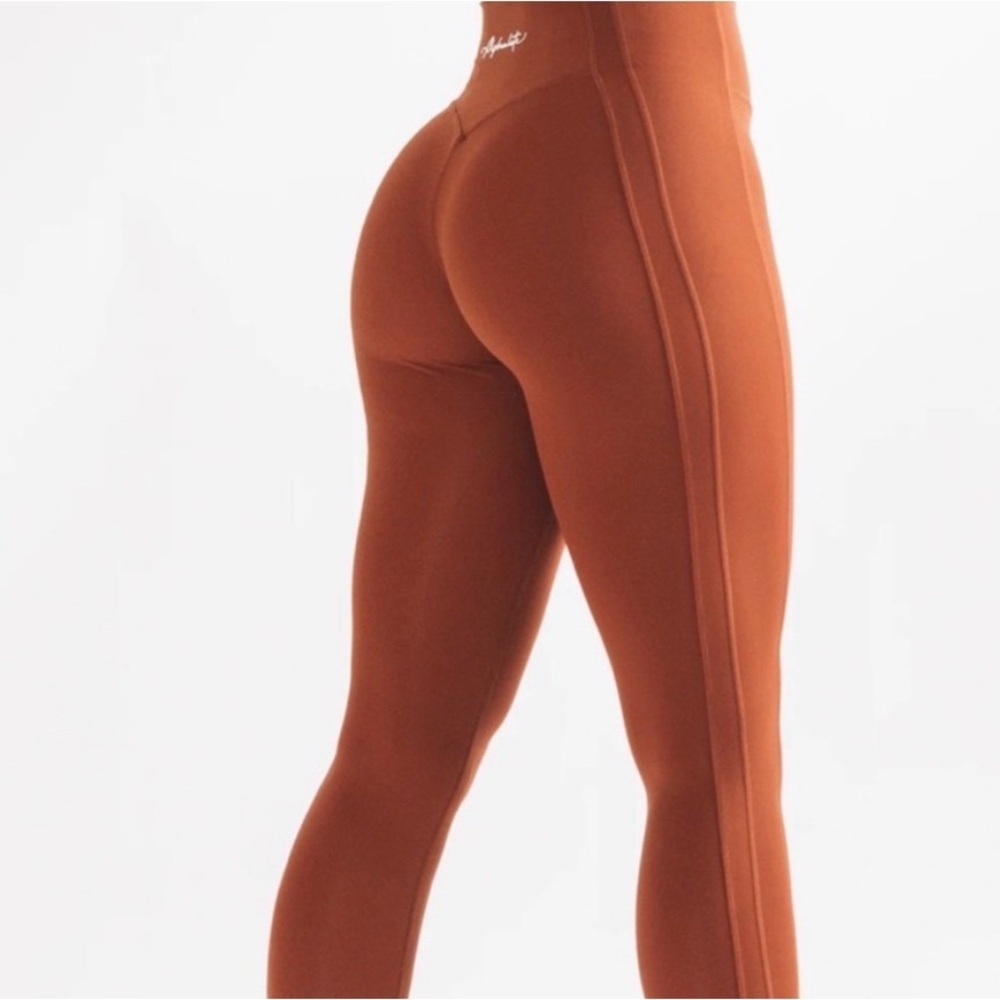 Alphalete pulse leggings size small